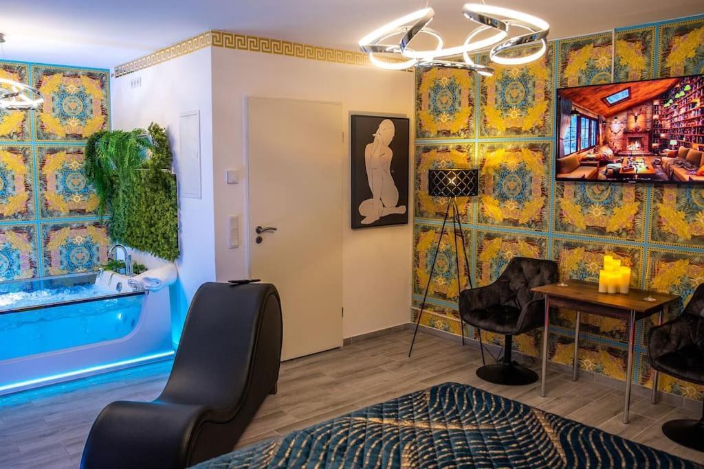 Apartment Luxury Whirlpool Jacuzzi *
